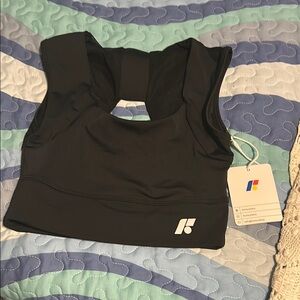 Forme new Black Sports Bra Taylor Swift